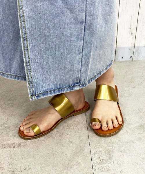 Anuenue（アヌエヌエ）の「レディースシューズ フラットトングサンダル（サンダル・レディース・ホワイト/ブラック/ブラウン/ゴールド・23.5cm/24.5cm/25.5cm/23.0cm/24.0cm/25.0cm）」の13枚目の写真