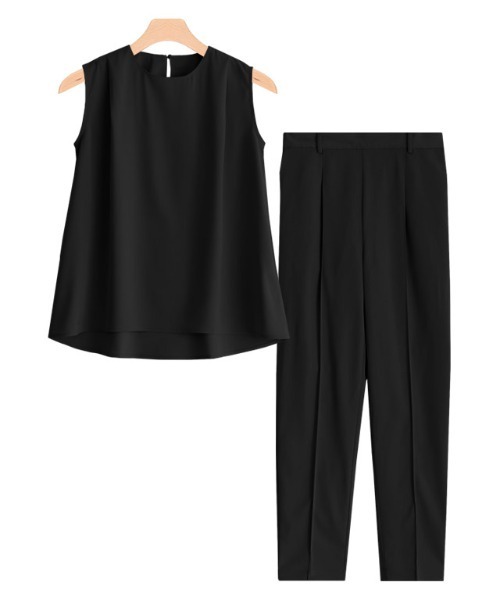 Pierrot（ピエロ）の「ノースリーブセットアップ（セットアップ・レディース・ブラック/ミント/ライトベージュ・L/M）」の2枚目の写真