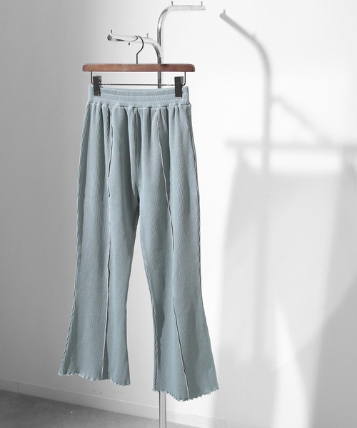 Chillfar（チルファー）の「メローカラーパイピングフレアパンツ（その他パンツ・レディース・アイボリー/ベージュ/ブルー系/オリーブ/ブラック・FREE）」の21枚目の写真