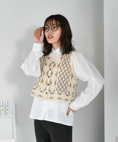 Cheri(シェリ)の「かぎ針編みニットベスト(ベスト・レディース・ネイビー/ブラック/ベージュ・FREE)」の12枚目の写真