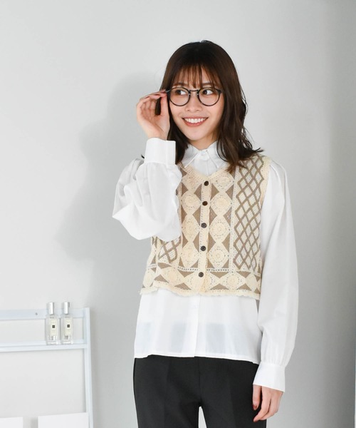 Cheri(シェリ)の「かぎ針編みニットベスト(ベスト・レディース・ネイビー/ブラック/ベージュ・FREE)」の13枚目の写真