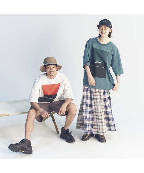 NANGA（ナンガ）の「NANGA MT LOGO LOOSE FIT TEE / ナンガMTロゴルーズフィットティー（Tシャツ/カットソー・メンズ・グリーン系その他2/ブラック/グリーン系その他/ホワイト・FREE）」の2枚目の写真