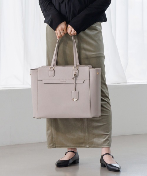 Jewelna Rose（ジュエルナローズ）の「【PCケース付・B4収納】リモハピ トートバッグ 10771（ビジネスバッグ・レディース・ブラック/ブラウン/グレイッシュベージュ/ベージュ系その他/ネイビー/ライトグレー/グレー・FREE）」の9枚目の写真