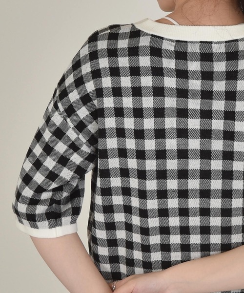 w closet(ダブルクローゼット)の「12Gギンガムジャガードカーディガン(カーディガン/ボレロ・レディース・オレンジ/ブラック×ホワイト/ブルー系その他/グリーン・FREE)」の10枚目の写真