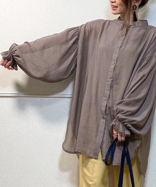 JUNOAH(ジュノア)の「ボリュームスリーブスタンドカラーシアーシャツ(シャツ/ブラウス)」|チャコール