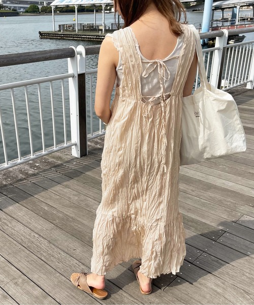 apres jour clair(アプレジュールクレア)の「【apres jour clair】クリンクルワンピース【ZOZOTOWN限定アイテム】(ワンピース・レディース・アイボリー/モカ/ピンクベージュ・X-LARGE/フリー)」の3枚目の写真