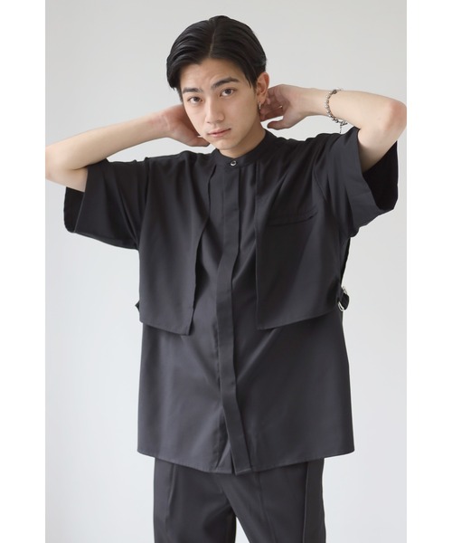 CREARE -LINO-（クレアーレリノ）の「サイドベルト レイヤードベスト バンドカラーとろみシャツ（シャツ/ブラウス・メンズ・ホワイト/ブラック/ベージュ・M/L）」の3枚目の写真