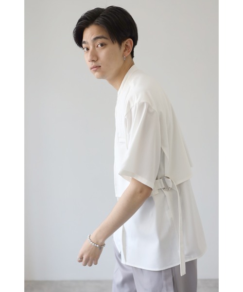 CREARE -LINO-（クレアーレリノ）の「サイドベルト レイヤードベスト バンドカラーとろみシャツ（シャツ/ブラウス・メンズ・ホワイト/ブラック/ベージュ・M/L）」の5枚目の写真