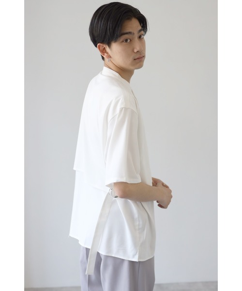CREARE -LINO-（クレアーレリノ）の「サイドベルト レイヤードベスト バンドカラーとろみシャツ（シャツ/ブラウス・メンズ・ホワイト/ブラック/ベージュ・M/L）」の6枚目の写真