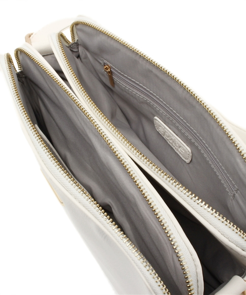 Every very nice claup（エブリィベリーナイスクラップ）の「パトラショルダー（ショルダーバッグ・レディース・ホワイト/レッド/ネイビー/ブラック・FREE）」の10枚目の写真