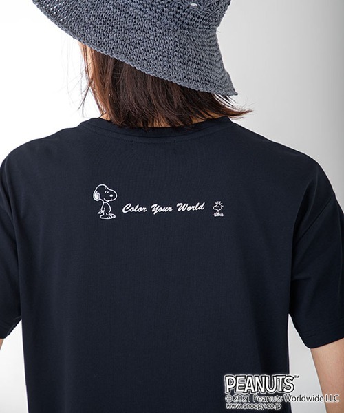 Petit Honfleur(プチオンフルール)の「【スヌーピー】両面プリント コラボTシャツ(Tシャツ/カットソー・レディース・カーキ/ネイビー/ホワイト・L/M)」の18枚目の写真