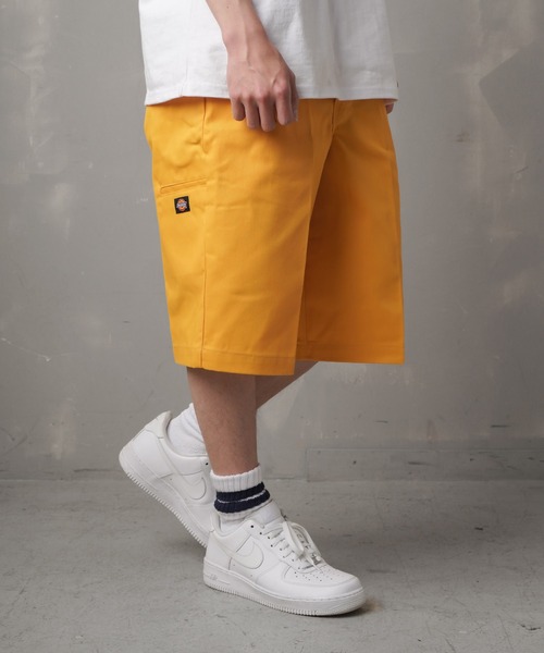 Dickies（ディッキーズ）の「【Dickies / ディッキーズ】ワークハーフパンツ（チノパンツ・メンズ・ホワイト/ブラック/ブルー/ベージュ/イエロー/ダークグリーン/パープル/カーキ/サックスブルー/オレンジ/レッド/グリーン/ピンク・30/32）」の10枚目の写真