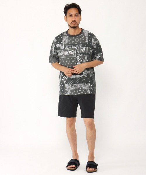 ikka（イッカ）の「ストレッチバンダナプリントシャツT（シャツ/ブラウス・メンズ・チャコールグレー/ブラウン・M/L）」の19枚目の写真