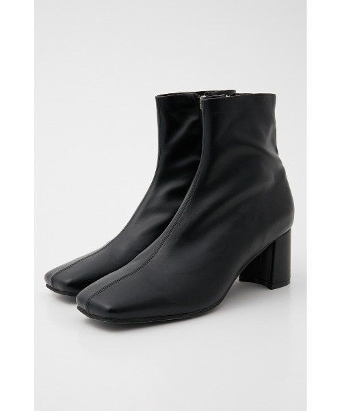 SLY(スライ)の「MINIMAL SHORT BOOTS ミニマル ショート ブーツ(ブーツ・レディース・アイボリー/ゴールド/ブラック・LARGE/SMALL/MEDIUM)」の4枚目の写真