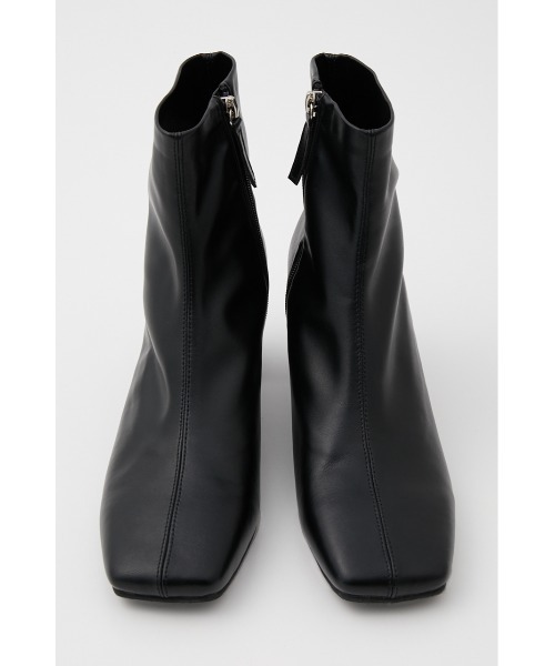 SLY(スライ)の「MINIMAL SHORT BOOTS ミニマル ショート ブーツ(ブーツ・レディース・アイボリー/ゴールド/ブラック・LARGE/SMALL/MEDIUM)」の11枚目の写真