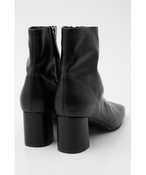 SLY(スライ)の「MINIMAL SHORT BOOTS ミニマル ショート ブーツ(ブーツ・レディース・アイボリー/ゴールド/ブラック・LARGE/SMALL/MEDIUM)」の19枚目の写真