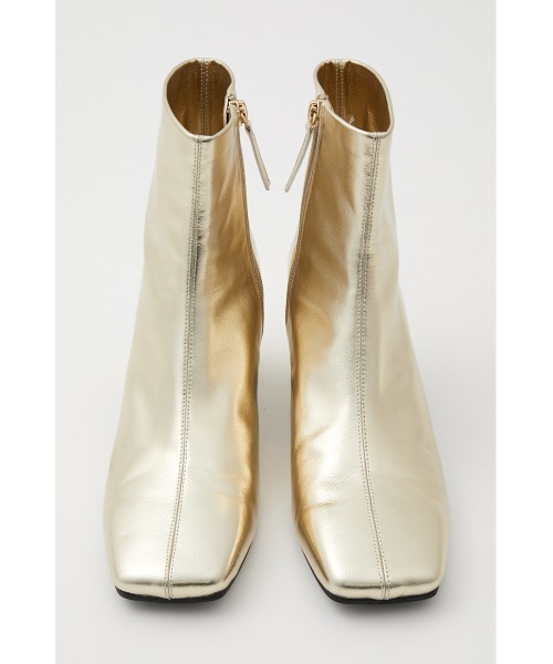 SLY(スライ)の「MINIMAL SHORT BOOTS ミニマル ショート ブーツ(ブーツ・レディース・アイボリー/ゴールド/ブラック・LARGE/SMALL/MEDIUM)」の9枚目の写真