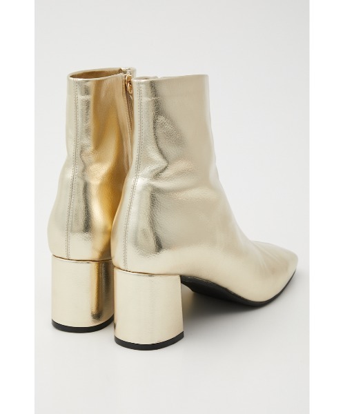 SLY(スライ)の「MINIMAL SHORT BOOTS ミニマル ショート ブーツ(ブーツ・レディース・アイボリー/ゴールド/ブラック・LARGE/SMALL/MEDIUM)」の5枚目の写真