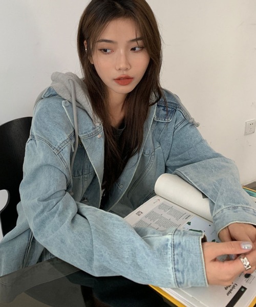 meJane（ミージェーン）の「ビッグシルエットデニムジャケット（デニムジャケット・レディース・ブルー・FREE）」の5枚目の写真