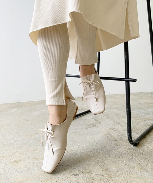 LIAN（リアン）の「スリットバブーシュ（パンプス・レディース・ブラック/ブラウン/アイボリー・LARGE/SMALL/MEDIUM）」の6枚目の写真