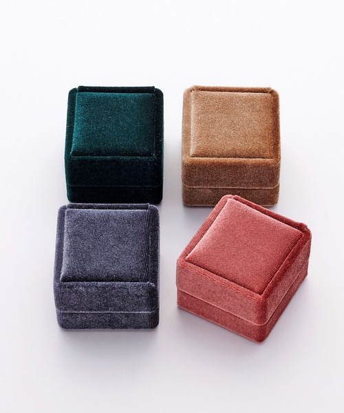 Samantha Tiara(サマンサティアラ)の「【WEB限定】K10ダイヤモンドネックレス 月(ネックレス・レディース・イエローゴールド・40cm)」の10枚目の写真