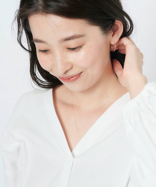 Samantha Tiara(サマンサティアラ)の「【WEB限定】K10ダイヤモンドネックレス 月(ネックレス・レディース・イエローゴールド・40cm)」の8枚目の写真