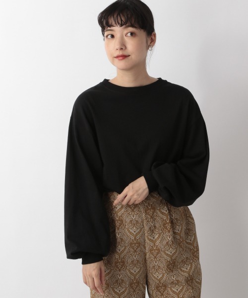 LOWRYS FARM（ローリーズファーム）の「袖ボリュームロンTLS　214916（Tシャツ/カットソー・レディース・ホワイト/ブラック/グリーン・FREE）」の2枚目の写真