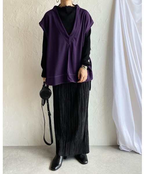 She's Closet(シーズクローゼット)の「サイドオープン深Vネックサイドベルト付き配色ロングベスト(ベスト・レディース・ブラック/オフホワイト/ダークパープル/モカ・FREE)」の7枚目の写真