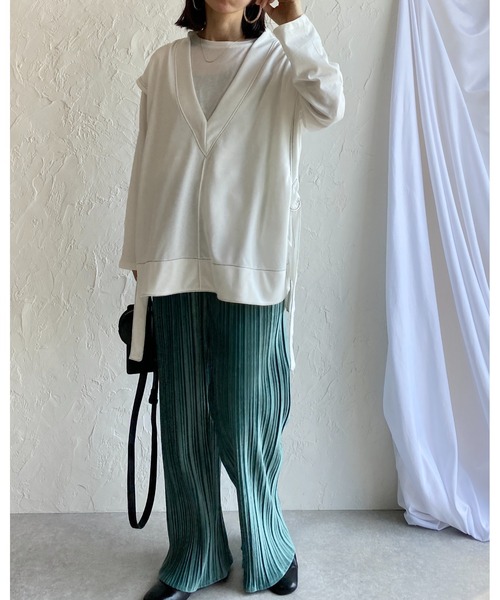 She's Closet(シーズクローゼット)の「サイドオープン深Vネックサイドベルト付き配色ロングベスト(ベスト・レディース・ブラック/オフホワイト/ダークパープル/モカ・FREE)」の13枚目の写真