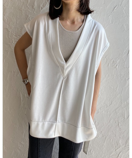 She's Closet(シーズクローゼット)の「サイドオープン深Vネックサイドベルト付き配色ロングベスト(ベスト・レディース・ブラック/オフホワイト/ダークパープル/モカ・FREE)」の22枚目の写真