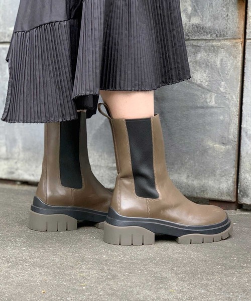 ASH（アッシュ）の「【STORM】サイドゴアブーツ（ブーツ・レディース・ブラック/カーキ/キャメル/アイボリー・38/39/35/36/37）」の4枚目の写真
