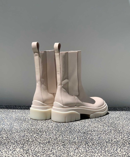 ASH（アッシュ）の「【STORM】サイドゴアブーツ（ブーツ・レディース・ブラック/カーキ/キャメル/アイボリー・38/39/35/36/37）」の13枚目の写真