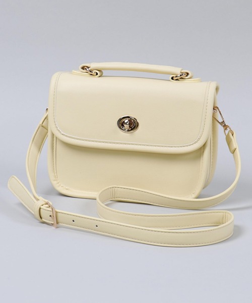 SPINNS（スピンズ）の「フェイクレザー パイピングデザインショルダーバッグ（ショルダーバッグ・レディース・アイボリー/ブラウン/ブルー/イエロー/グレイッシュベージュ/アイボリー系・ONESIZE）」の6枚目の写真