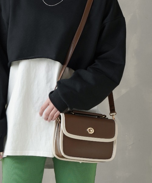 SPINNS（スピンズ）の「フェイクレザー パイピングデザインショルダーバッグ（ショルダーバッグ・レディース・アイボリー/ブラウン/ブルー/イエロー/グレイッシュベージュ/アイボリー系・ONESIZE）」の18枚目の写真