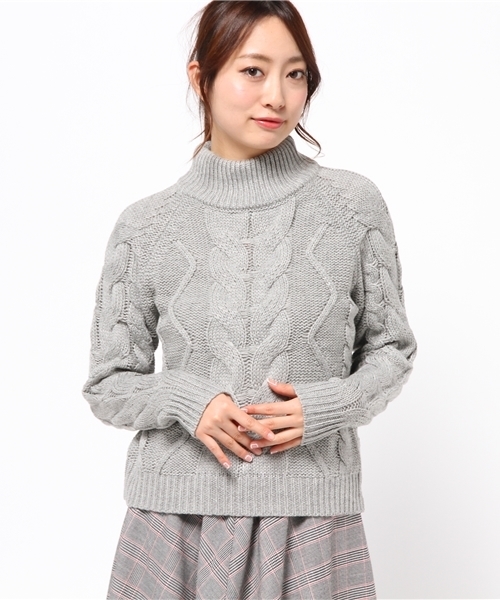 Chico(チコ)の「タートルケーブルニット(ニット/セーター・レディース・グレー/ホワイト/レッド/ネイビー・FREE)」の11枚目の写真