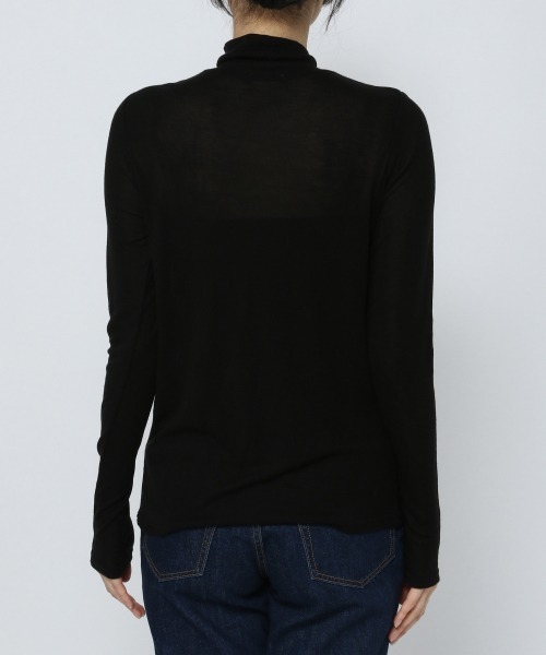 LOWRYS FARM（ローリーズファーム）の「シアーテレコカラータートルＬＳ　229928（Tシャツ/カットソー・レディース・ホワイト/ブラック/グレー/グリーン・FREE）」の15枚目の写真