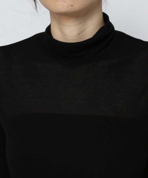 LOWRYS FARM（ローリーズファーム）の「シアーテレコカラータートルＬＳ　229928（Tシャツ/カットソー・レディース・ホワイト/ブラック/グレー/グリーン・FREE）」の13枚目の写真