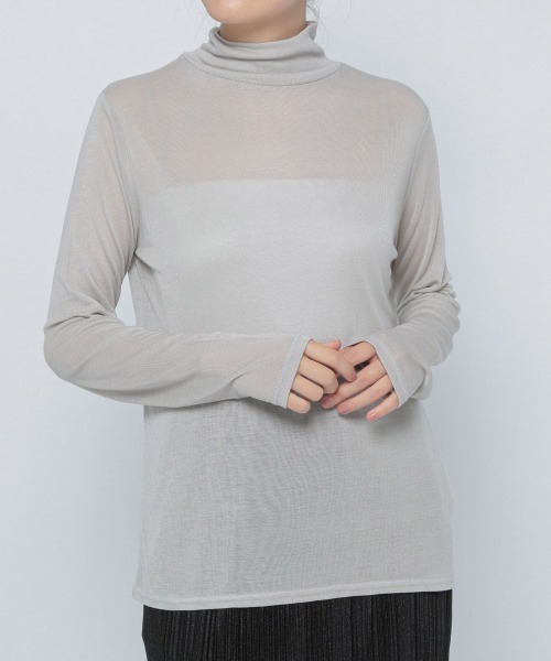 LOWRYS FARM（ローリーズファーム）の「シアーテレコカラータートルＬＳ　229928（Tシャツ/カットソー・レディース・ホワイト/ブラック/グレー/グリーン・FREE）」の17枚目の写真