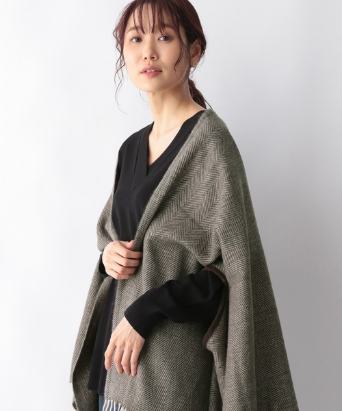 GLOBAL WORK(グローバルワーク)の「着られるマルチWAYストール/956251(ストール/ショール・レディース・ライトブルー/ネイビー/ブラウン/オフホワイト/ライトイエロー/ベージュ/ライトグレー/グレー系その他3/ダークブルー/ブルー/ライトグリーン/サックスブルー/グレー・FREE)」の6枚目の写真