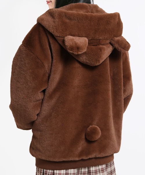 WC（ダブル シー）の「クマフェイクファーパーカー（パーカー）」 - WEAR