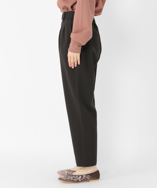 studio CLIP（スタディオクリップ）の「きれいめタックテーパードパンツ（その他パンツ・レディース・ネイビー/ブラウン/ブラック・MEDIUM/LARGE）」の11枚目の写真