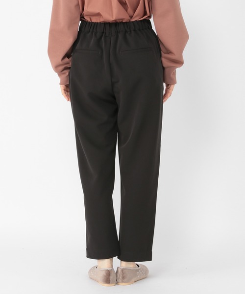 studio CLIP（スタディオクリップ）の「きれいめタックテーパードパンツ（その他パンツ・レディース・ネイビー/ブラウン/ブラック・MEDIUM/LARGE）」の4枚目の写真