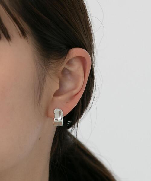 CITEN(シテン)の「<CITEN(シテン)>ニュアンス スクエア ピアス(ピアス(両耳用)・レディース・シルバー/ゴールド・FREE)」の11枚目の写真