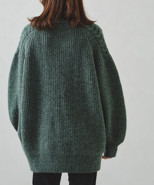 acro(アクロ)の「ラグランケーブルオーバーシルエットニット/AC1234(ニット/セーター・レディース・グリーン/オレンジ/ホワイト・フリ-)」の11枚目の写真