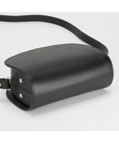 A.P.C.（アーペーセー）の「A.P.C. Demi-Lune アー・ペー・セー ドゥミリュンヌ ショルダーバッグ（ショルダーバッグ・レディース・ブラック/ネイビー/ボルドー/グレー系その他/グリーン系/ブラウン系/グリーン/ライトベージュ・FREE）」の11枚目の写真