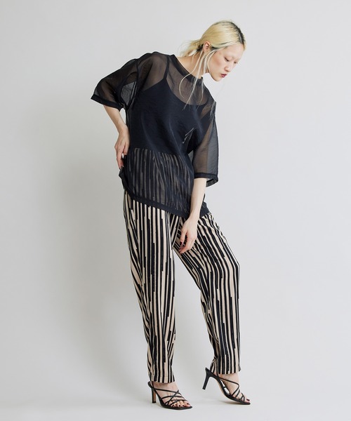 NOISE MAKER(ノイズメーカー)の「ペイントランダムストライプテーパードパンツ(その他パンツ・レディース・ブラック/ベージュ/グリーン・38/36)」の15枚目の写真