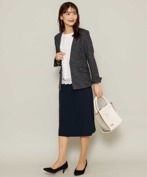 a.v.v（アーヴェヴェ）の「【ストレッチ裏地/消臭テープ付き】カルゼツイードストレッチノーカラージャケット（ノーカラージャケット・レディース・ベージュ/ネイビー・38/36/42/40/34）」の7枚目の写真