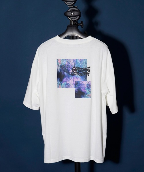 unrelaxing（アンリラクシング）の「オーバーサイズ　ルーズビッグシルエット　ドロップショルダーTシャツ（Tシャツ/カットソー・メンズ・その他/その他1/その他2/その他3/その他4/その他5/その他8/その他9/ホワイト系/ホワイト系1/ホワイト系2/ホワイト系3/ホワイト系4/ホワイト系5/ホワイト系6/ホワイト系7/ホワイト系8/ホワイト系9/ブラック系/ブラック系1/ブラック系2/ブラック系3/ブラック系4/ブラック系5/ブラック系6/ブラック系7/ブラック系8/ブラック系9/ベージュ系/ベージュ系1/ベージュ系2/ベージュ系3/ベージュ系4/ベージュ系5/ベージュ系6/ベージュ系7/ベージュ系8/ベージュ系9/グリーン系/グリーン系1/グリーン系2/グリーン系3/グリーン系4/グリーン系5/グリーン系6/グリーン系8/グリーン系9/ネイビー系/ネイビー系1/ネイビー系3/ネイビー系4/ネイビー系5/ネイビー系6/ネイビー系8/ネイビー系9/パープル系/パープル系1/パープル系2/パープル系3/パープル系4/パープル系5/パープル系6/パープル系7/パープル系8/パープル系9/イエロー系/イエロー系1/イエロー系2/イエロー系3/イエロー系4/イエロー系5/イエロー系6/イエロー系7/イエロー系8/イエロー系9・FREE）」の6枚目の写真