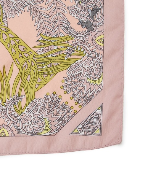 VIS（ビス）の「90cmオリエンタル柄スカーフ（バンダナ/スカーフ・レディース・ピンク・FREE）」の5枚目の写真