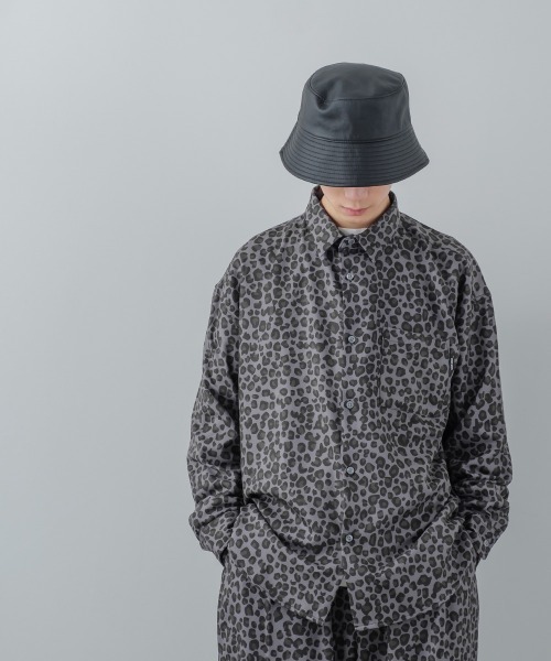 improves（インプローブス）の「とろみジョーゼット 総柄プリント シャツ セットアップ対応（シャツ/ブラウス・メンズ・A/ホワイト/ブラック/チャコールグレー/ブルー/グリーン/B/ライトグレー/アイボリー・LARGE/MEDIUM）」の16枚目の写真